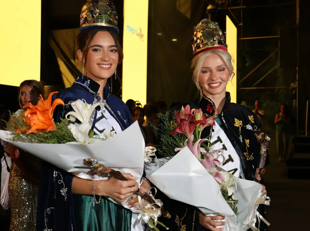 La Virreina María Valentina Antón Aguirre y la Reina Javiera Bravo