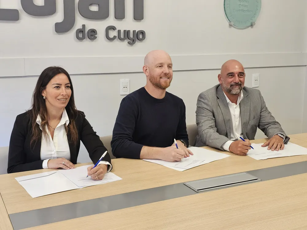 Natalia Battochia (RIL), Esteban Allasino y Alfredo Marzano (Galicia)