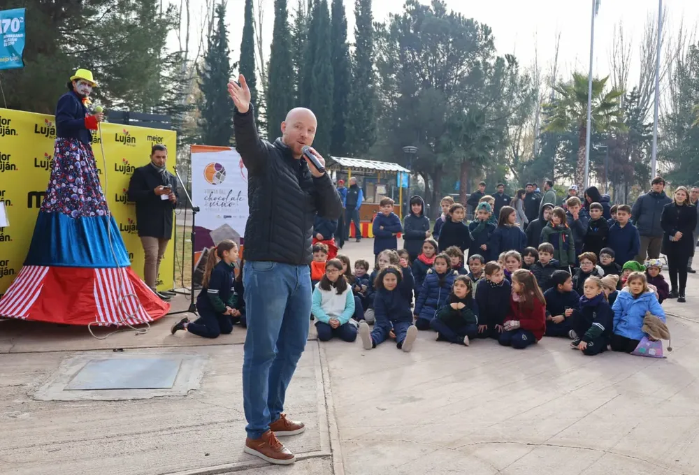 Allasino en la presentación de las vacaciones en el Parque Cívico