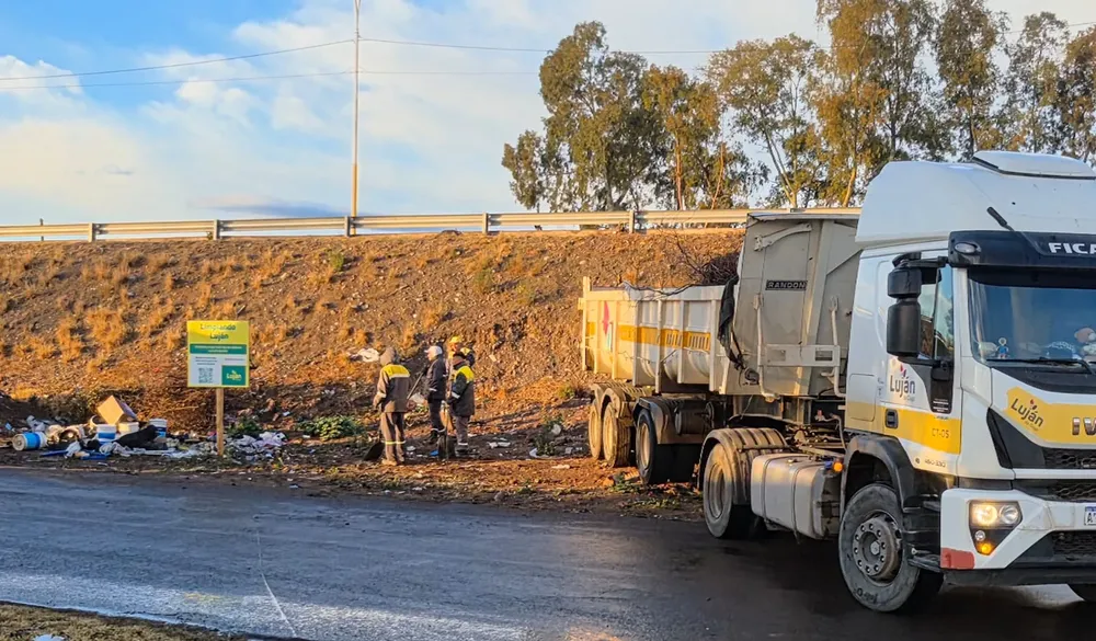 Operativo de limpieza en la zona
