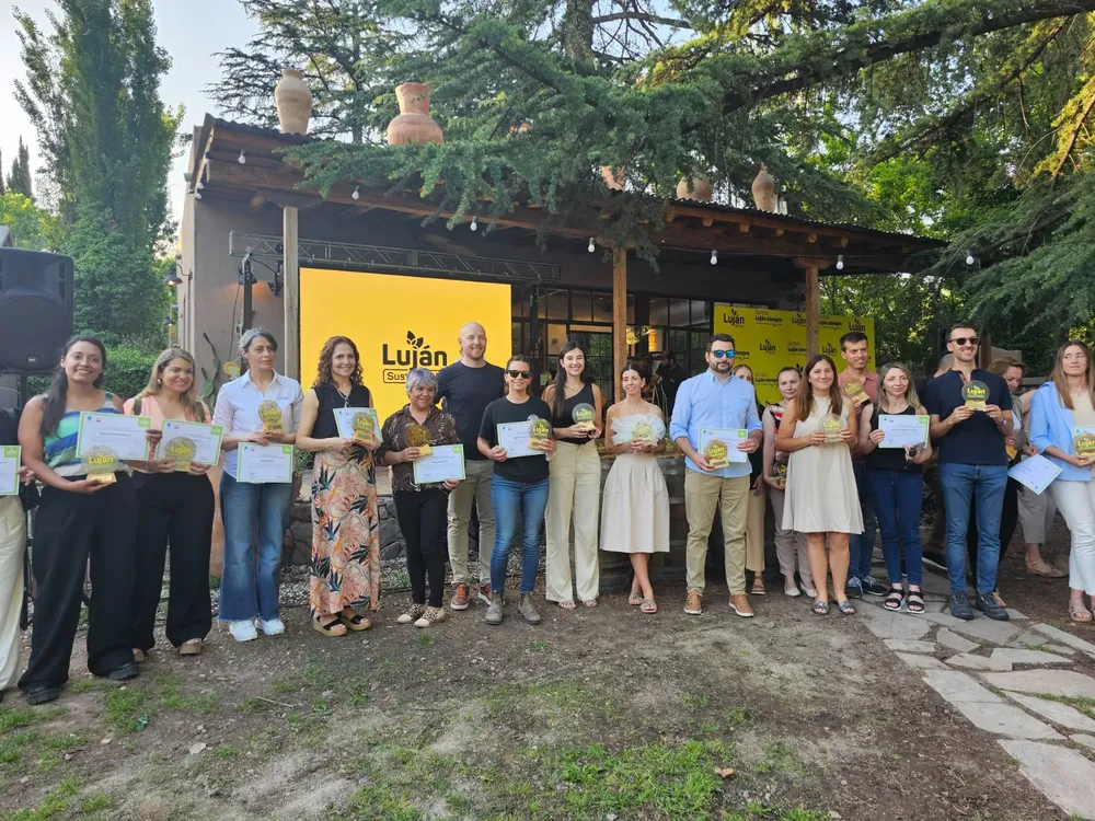 Entrega de sellos Luján Sustentable - Foto 2024