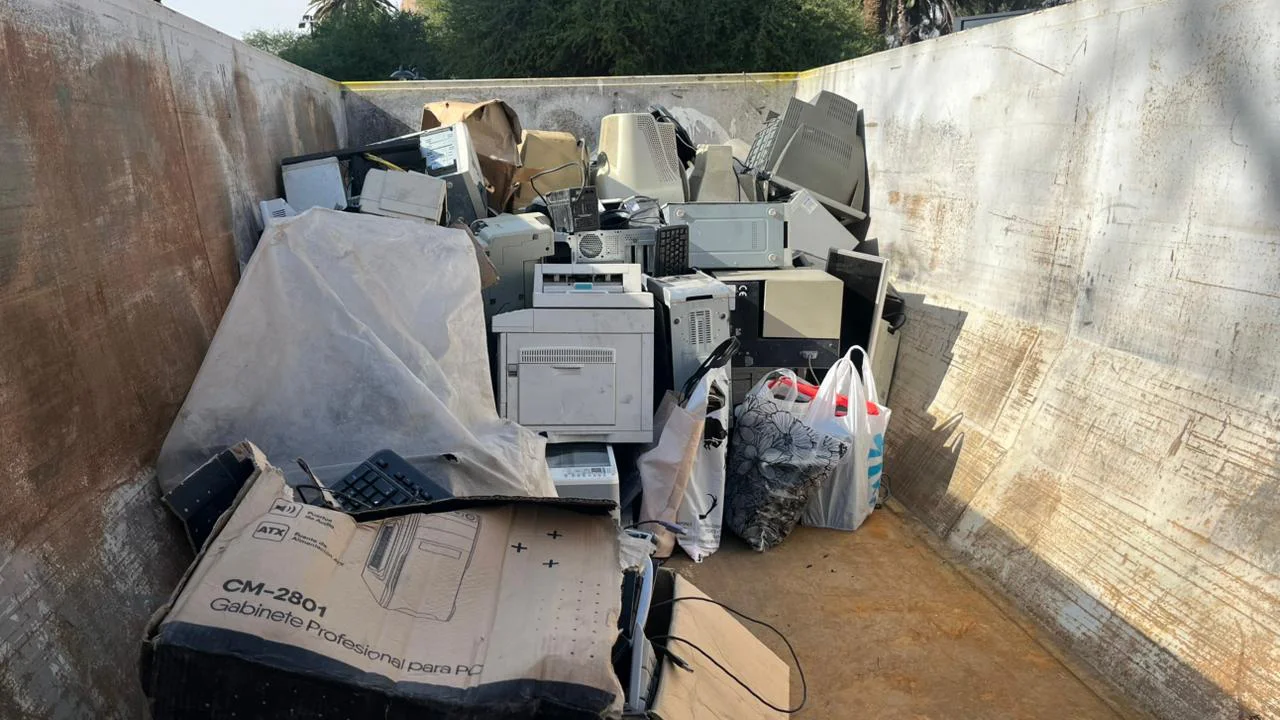 Recolección de Residuos de Aparatos Eléctricos y Electrónicos (RAEEs)