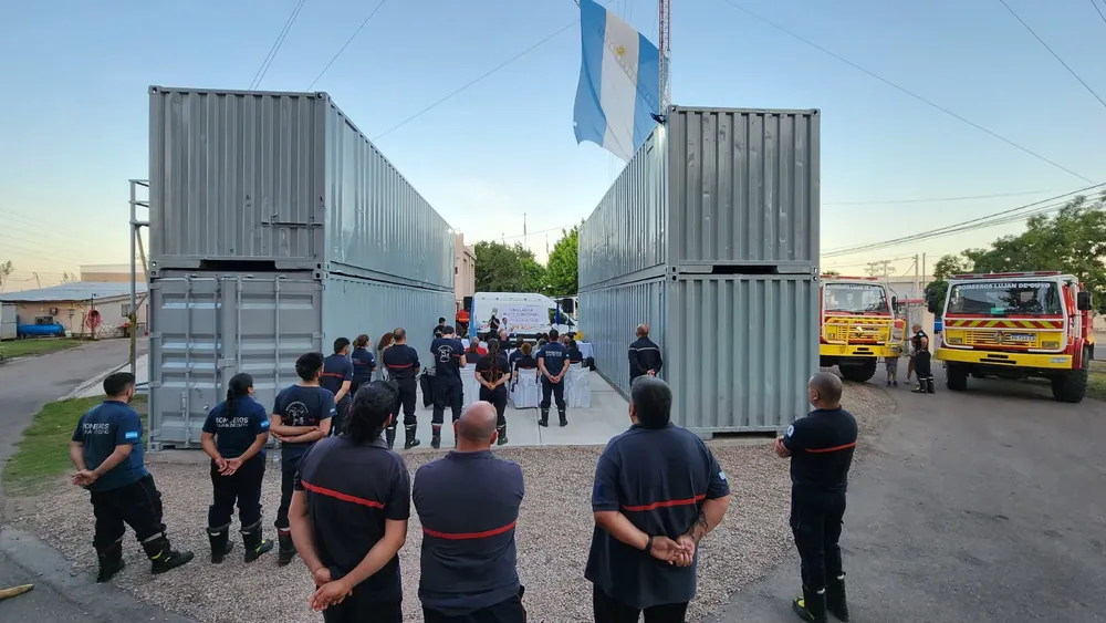 Presentación del primer simulador multifunción del país