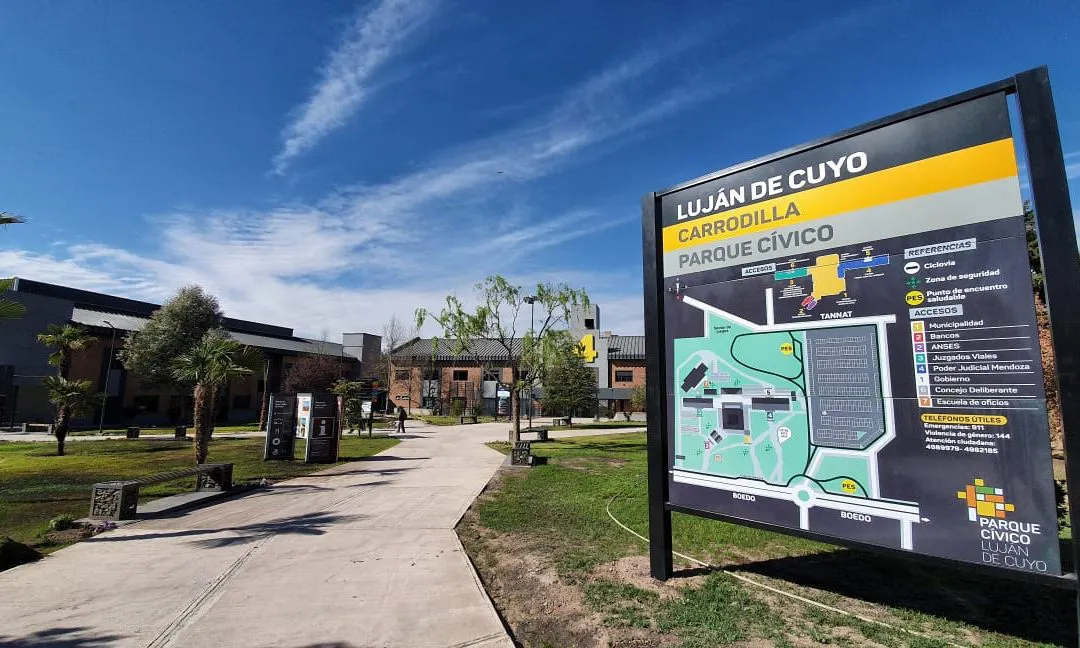 Parque-Civico-Lujan-de-Cuyo1080x648