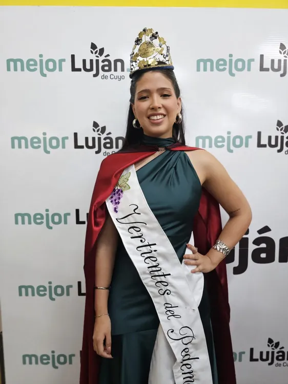 Antonella Martina Manrique Fernández, reina de Vertientes del Pedemonte